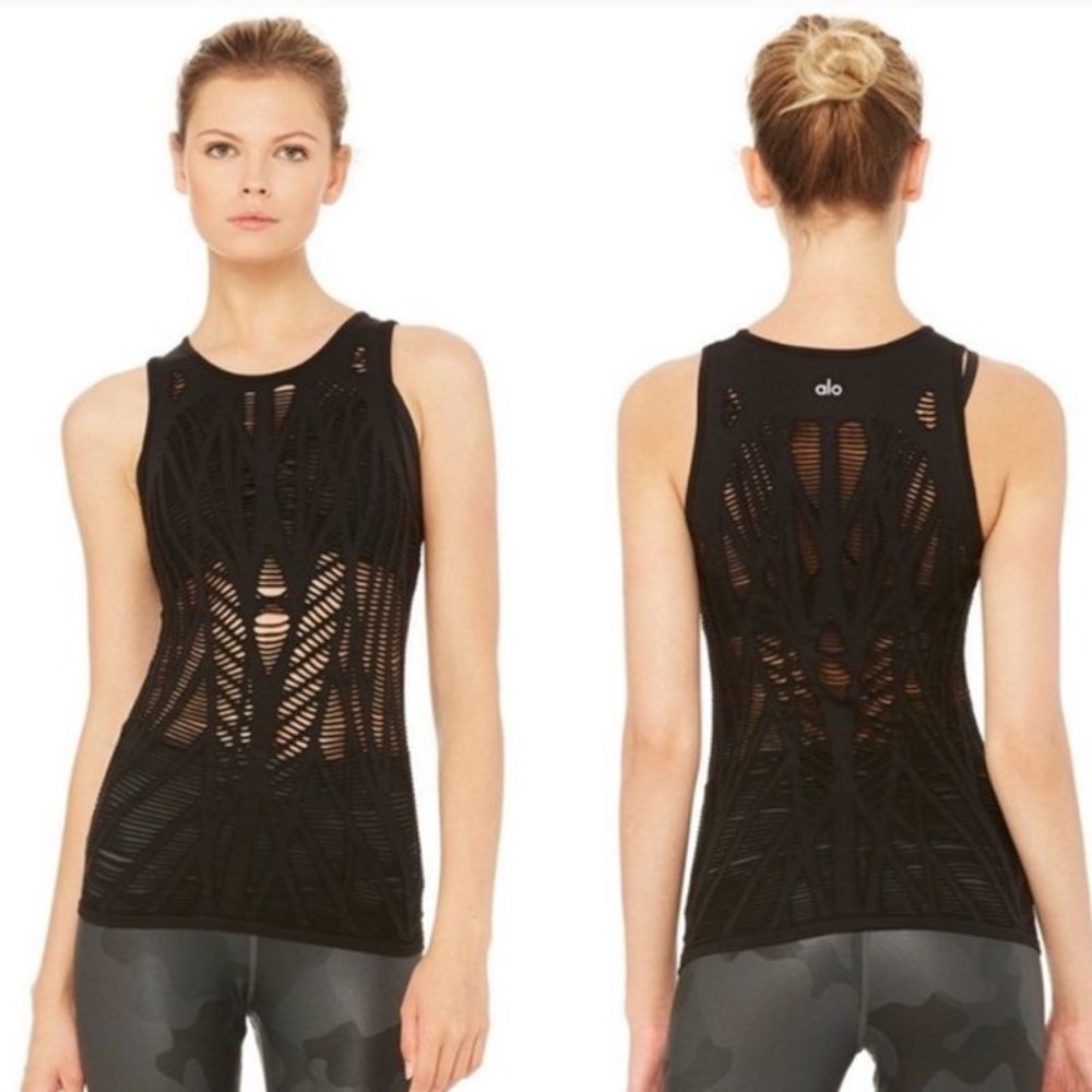 ALO Vixen Fitted Muscle Tank Top Lg